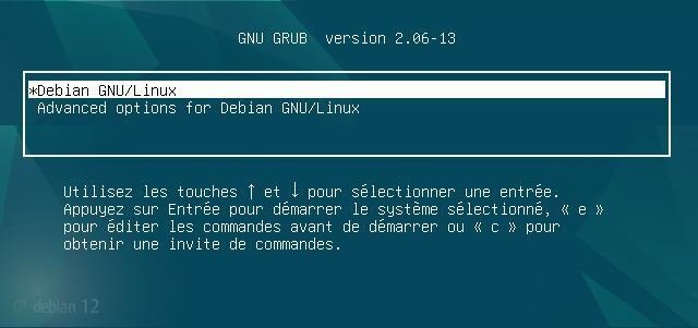 Redémarrage sur le sélecteur GRUB