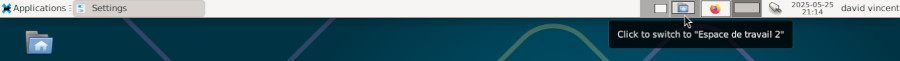 Xfce and 4 virtual desktops shown in the panel
